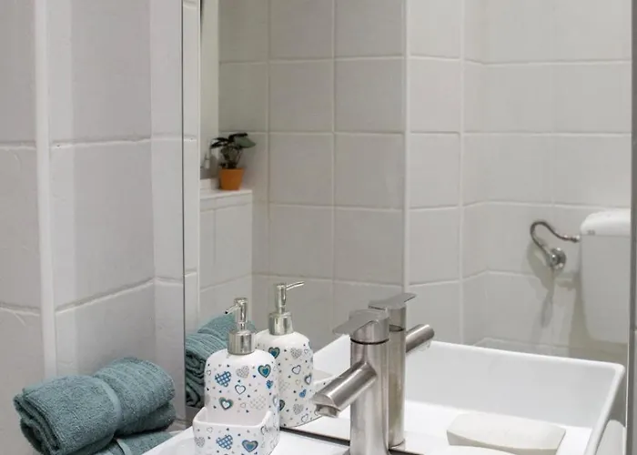House Апартаменты *